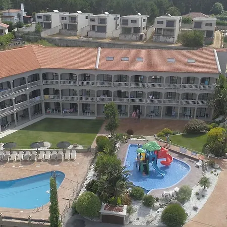 Coral Do Mar Ii Apartment